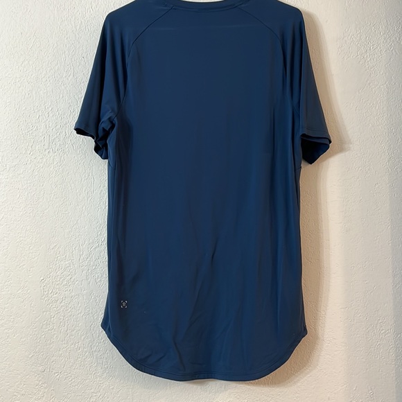 Lululemon - Picture 2 of 2